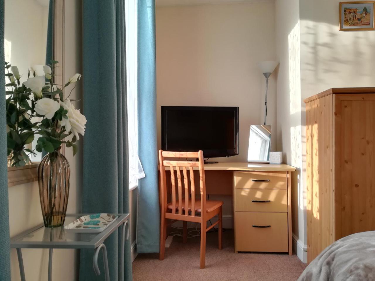 Crestwell House Bed & Breakfast Eastleigh Luaran gambar